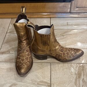 Old Gringo Carmesa Metallic Gold Embroidered Ankle Boots